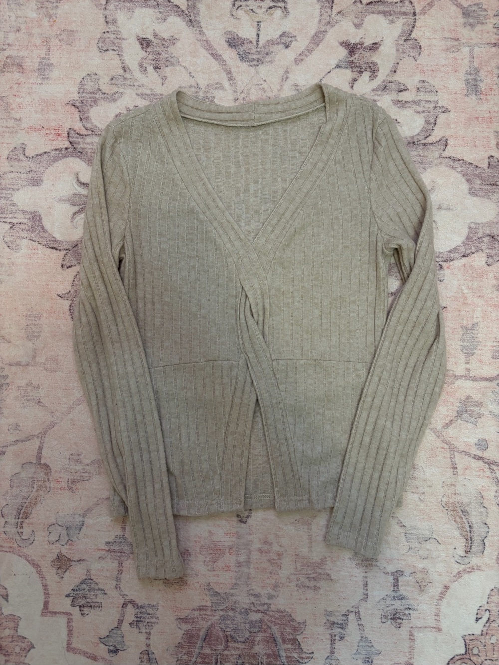 Women's Cream Ribbed V-Neck Sweater Cardigan
